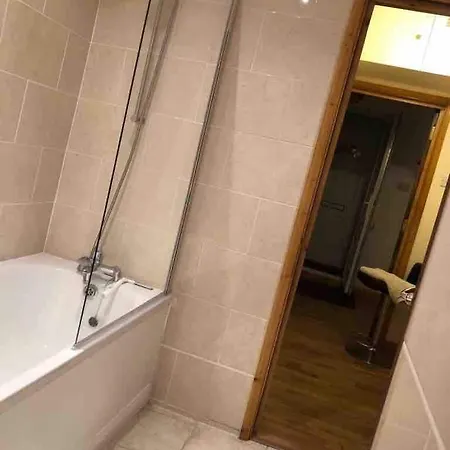 F3 Cosy Single Room London Exterior photo