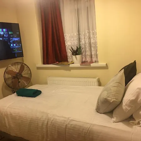 F3 Cosy Single Room London Exterior photo