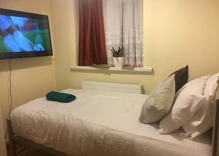 F3 Cosy Single Room